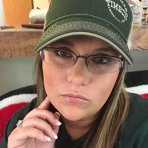 Meet your Posher, Keri